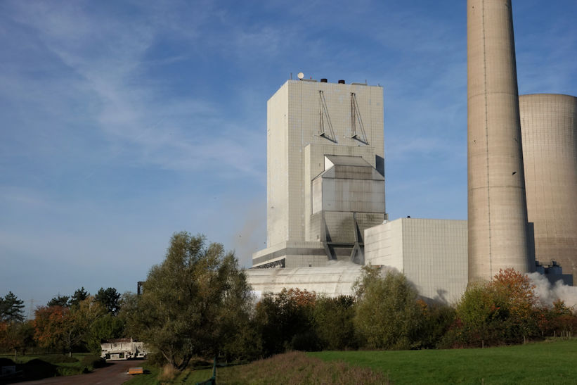 10-Sprengung_silos-10 Mehrum