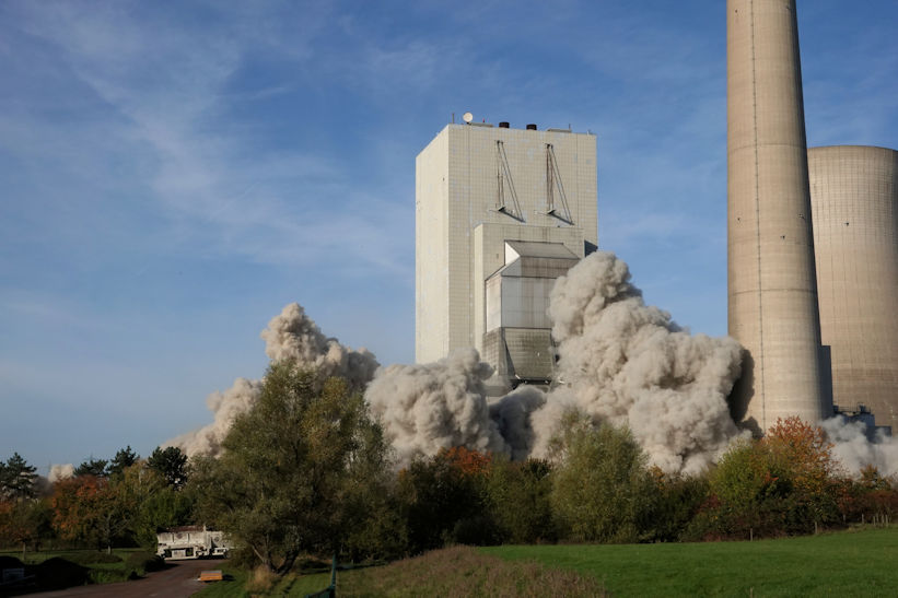 12-Sprengung_silos-12 Mehrum